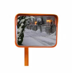 【設置基準合格品】安全道路反射鏡 受注生産品 太陽から蓄熱した熱で、寒暖差による鏡面の曇りを防ぐ機能性ミラー 角 600×800 【80cm】カーブミラー 安全ミラー 道路反射鏡 商業施設内 角型 角形 600×800 ステンレス製 道路鏡 みえ～る 潜熱 蓄熱式 曇り 氷結 凍結 防止 ナック・ケイ・エス　1mme6080s